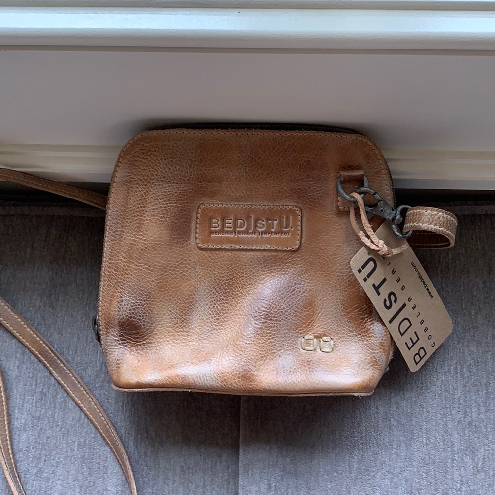 Bed stu ventura brown leather crossbody bag